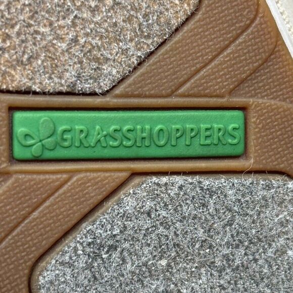 Grasshoppers Tan White Pinstripe Canvas 3Eye Lace Up Sneaker Womens Size 7Narrow - Picture 10 of 11